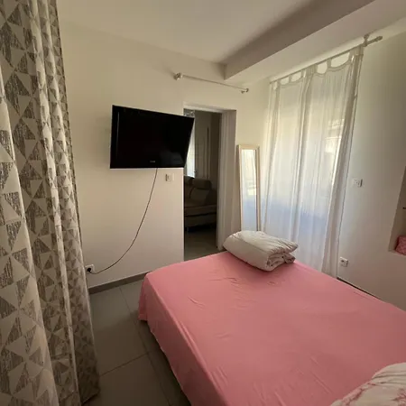 Apartment Climatisee Au Coeur De *